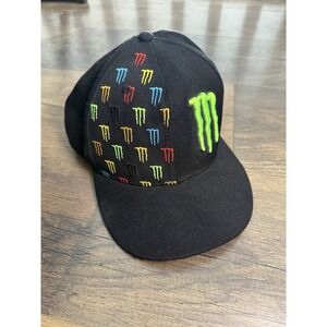Monster Energy Drink Black Flat Bill Fitted Baseball Cap Hat Size 7 3/8 All Over